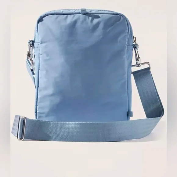 Athleta Light Blue Crossbody Bag - Picture 4 of 12